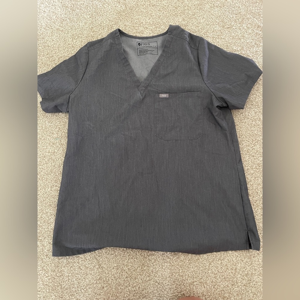 Size large Catarina figs womens gray scrub top